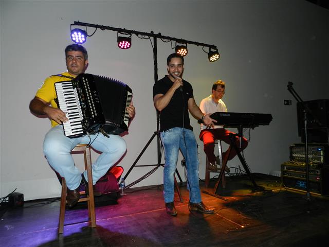  NOITE DANÇANTE DO LIONS CLUBE DE ABAETÉ NO DIA 06 DE NOVEMBRO DE 2015