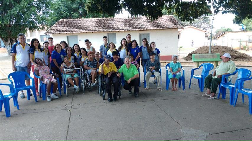  LANCHE NA VILA VICENTINA DE ABAETÉ NA TARDE DO DIA 30 DE JULHO DE 2016