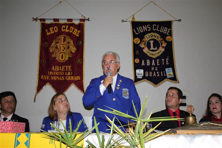  VISITA DO GOVERNADOR DO DISTRITO LB-3 CL JORGE MATTOS E CAL ONEIDA MATTOS AO LIONS CLUBE DE ABAETÉ NO DIA 24 DE SETEMBRO DE 2016 – REUNIÃO FESTIVA