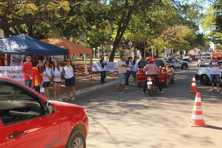  08 DE OUTUBRO – DIA MUNICIPAL DE SERVIÇOS DE LIONS CLUBE