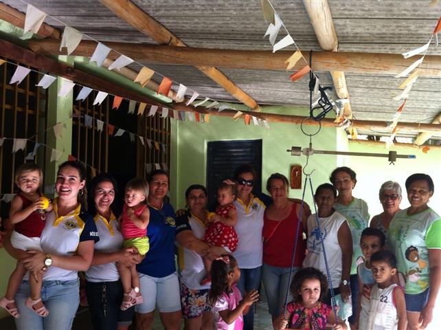  CLUBE DAS DOMADORAS VISITANDO A PASTORAL DA CRIANÇA – COMUNIDADE SÃO FRANCISCO – 29-10-16