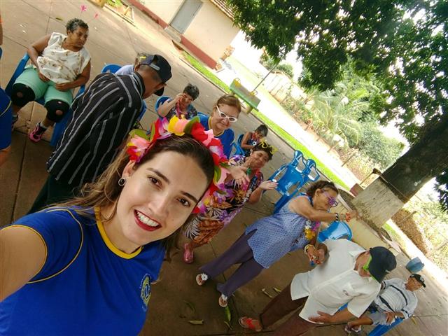  LANCHE NA VILA VICENTINA DE ABAETÉ NA TARDE DO DIA 25 DE FEVEREIRO DE 2017