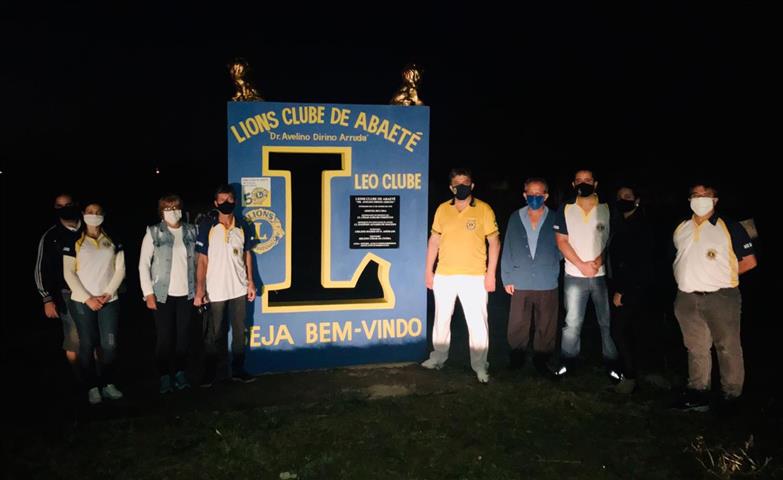 VISITA DA GOVERNADORA DO DISTRITO LB-3 CL AIRTON PINHAL E CAL ABADIA PINHAL AO LIONS CLUBE DE ABAETÉ NO DIA 29 DE MAIO DE 2020 – RECEPÇÃO OBELISCO